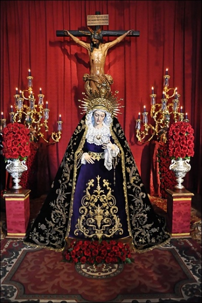Besamanos Virgen de las Aguas de la Hermandad de las Aguas, Sevilla 2012 (1)
